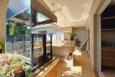 Casa de condomínio à venda com 325m², 5 quartos e 4 vagasÁrea comum - Churrasqueira