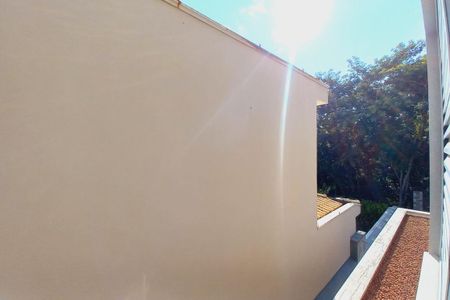 Casa de condomínio à venda com 325m², 5 quartos e 4 vagasVista da Suíte 1