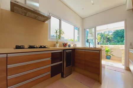 Casa de condomínio à venda com 325m², 5 quartos e 4 vagasCozinha