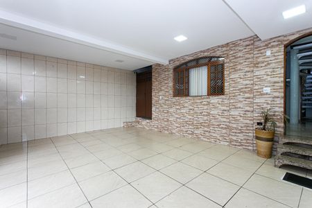 Casa para alugar com 280m², 3 quartos e 3 vagas Casa para alugar com 280m², 3 quartos e 3 vagasGaragem