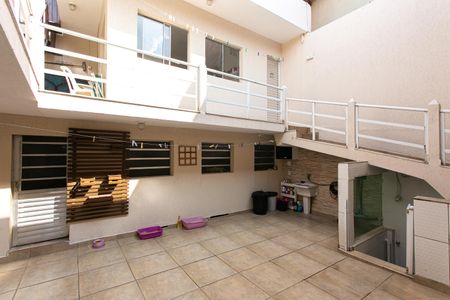 Casa para alugar com 280m², 3 quartos e 3 vagas Casa para alugar com 280m², 3 quartos e 3 vagasQuintal