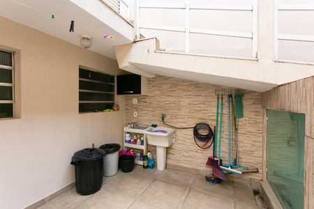 Casa para alugar com 280m², 3 quartos e 3 vagas Casa para alugar com 280m², 3 quartos e 3 vagasÁrea de Serviço