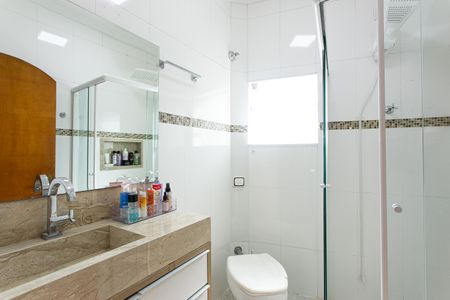 Casa para alugar com 280m², 3 quartos e 3 vagas Casa para alugar com 280m², 3 quartos e 3 vagasBanheiro da Suíte