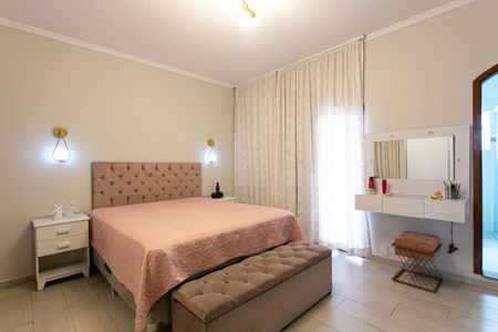 Casa para alugar com 280m², 3 quartos e 3 vagas Casa para alugar com 280m², 3 quartos e 3 vagasSuíte