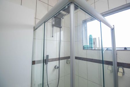 Casa à venda com 128m², 3 quartos e 3 vagasBanheiro da Suíte