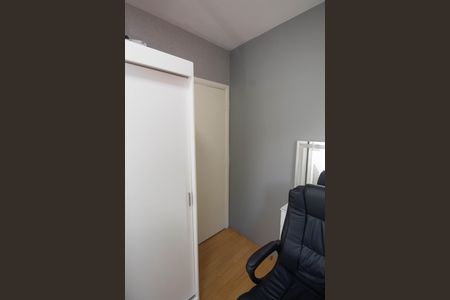 Casa à venda com 128m², 3 quartos e 3 vagasEscritório