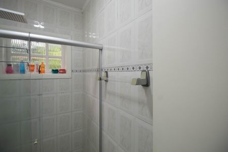 Casa à venda com 128m², 3 quartos e 3 vagasBanheiro