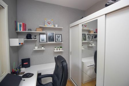 Casa à venda com 128m², 3 quartos e 3 vagasEscritório