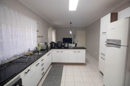 Casa à venda com 128m², 3 quartos e 3 vagasCozinha
