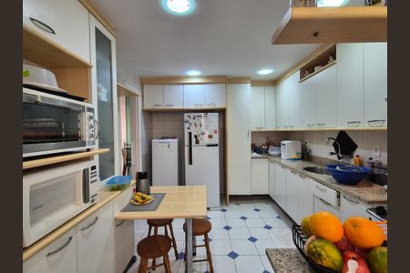 Apartamento à venda com 170m², 3 quartos e 2 vagasCozinha