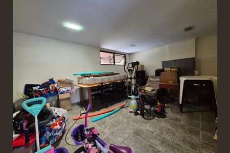 Apartamento à venda com 170m², 3 quartos e 2 vagasÁrea comum