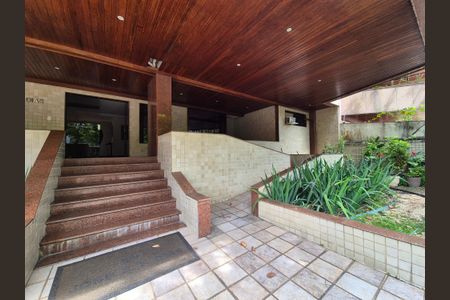 Apartamento à venda com 170m², 3 quartos e 2 vagasEntrada