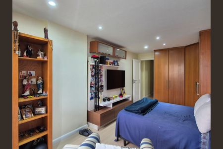 Apartamento à venda com 170m², 3 quartos e 2 vagasQuarto
