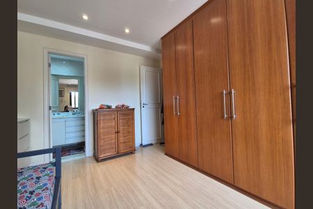 Apartamento à venda com 170m², 3 quartos e 2 vagasSuite 1