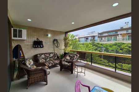 Apartamento à venda com 170m², 3 quartos e 2 vagasVaranda