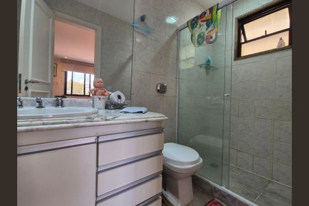 Apartamento à venda com 170m², 3 quartos e 2 vagasBanheiro da Suíte 1