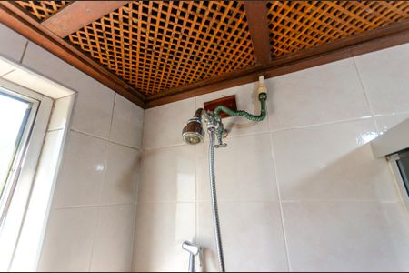 Apartamento à venda com 53m², 2 quartos e 1 vaga Apartamento à venda com 53m², 2 quartos e 1 vagaBanheiro