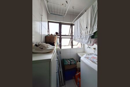 Apartamento à venda com 63m², 3 quartos e 1 vagaÁrea de Serviço