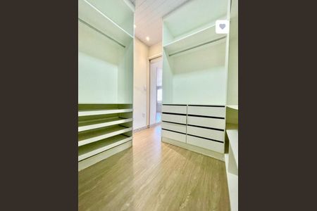 Casa à venda com 149m², 3 quartos e 1 vagaCloset