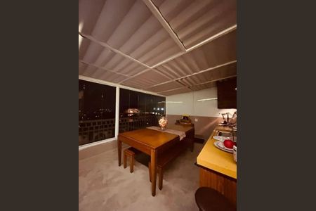 Apartamento para alugar com 147m², 2 quartos e 2 vagas Apartamento para alugar com 147m², 2 quartos e 2 vagasSala