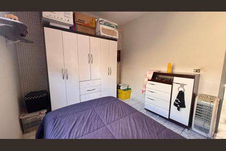 Casa à venda com 243m², 3 quartos e 2 vagasQuarto 2