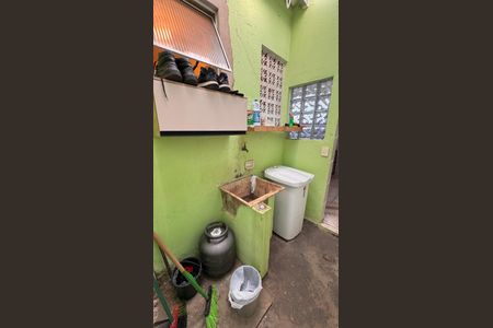 Casa à venda com 243m², 3 quartos e 2 vagasÁrea de Serviço