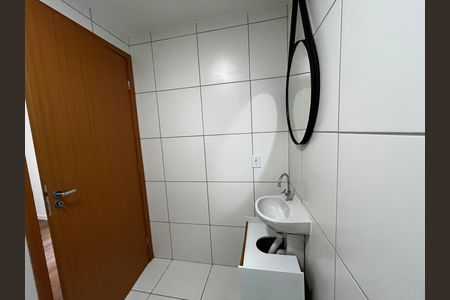 Apartamento para alugar com 32m², 2 quartos e sem vaga Apartamento para alugar com 32m², 2 quartos e sem vagaBanheiro