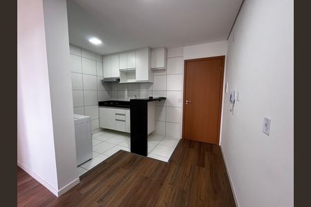 Apartamento para alugar com 32m², 2 quartos e sem vaga Apartamento para alugar com 32m², 2 quartos e sem vagaSala