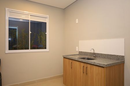 Apartamento para alugar com 33m², 2 quartos e sem vagaÁrea comum - Salão de festas