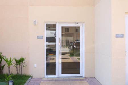 Apartamento para alugar com 33m², 2 quartos e sem vagaÁrea comum - Entrada do prédio