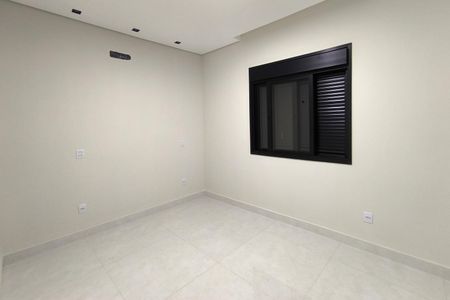 Casa de condomínio à venda com 300m², 4 quartos e 4 vagas Casa de condomínio à venda com 300m², 4 quartos e 4 vagasSuíte 4