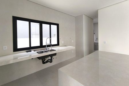 Casa de condomínio à venda com 300m², 4 quartos e 4 vagas Casa de condomínio à venda com 300m², 4 quartos e 4 vagasCozinha