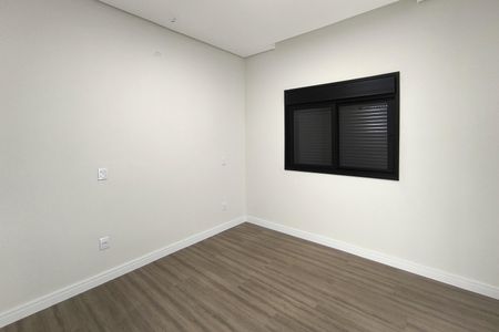 Casa de condomínio à venda com 300m², 4 quartos e 4 vagas Casa de condomínio à venda com 300m², 4 quartos e 4 vagasSuíte 2