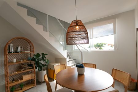 Apartamento à venda com 130m², 2 quartos e 2 vagas Apartamento à venda com 130m², 2 quartos e 2 vagasSala de Jantar