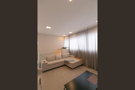 Apartamento à venda com 130m², 2 quartos e 2 vagas Apartamento à venda com 130m², 2 quartos e 2 vagasSala