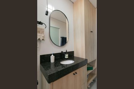 Apartamento à venda com 130m², 2 quartos e 2 vagas Apartamento à venda com 130m², 2 quartos e 2 vagasBanheiro Suite