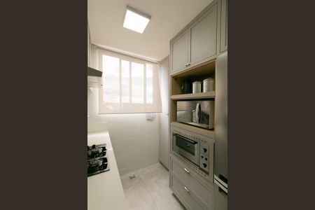 Apartamento à venda com 130m², 2 quartos e 2 vagas Apartamento à venda com 130m², 2 quartos e 2 vagasCozinha