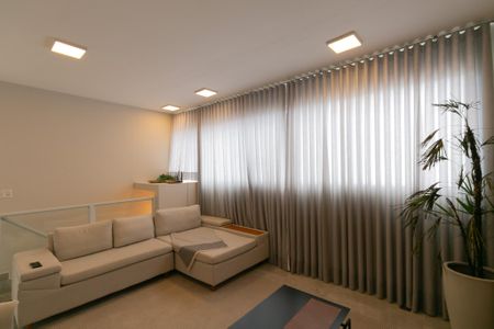 Apartamento à venda com 130m², 2 quartos e 2 vagas Apartamento à venda com 130m², 2 quartos e 2 vagasSala