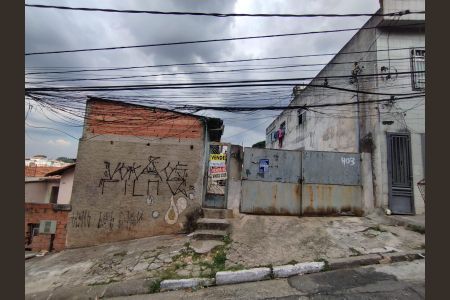 Casa à venda com 400m², 2 quartos e 1 vagaFachada