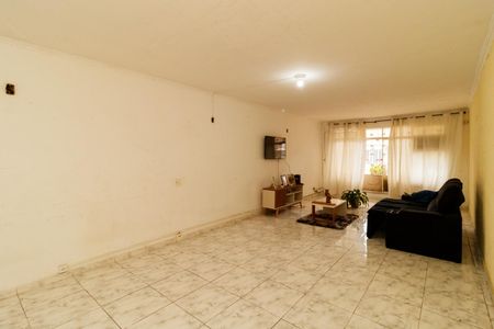 Casa à venda com 460m², 3 quartos e 8 vagasSala