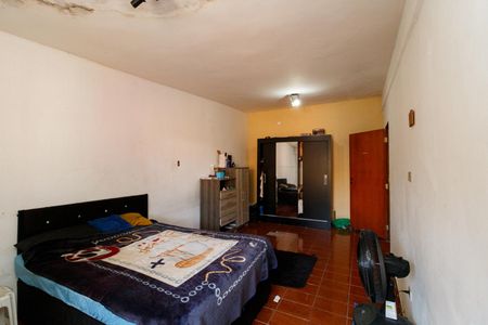 Casa à venda com 460m², 3 quartos e 8 vagasCasa 2