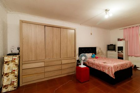 Casa à venda com 460m², 3 quartos e 8 vagasQuarto