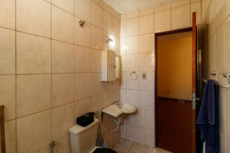 Casa à venda com 460m², 3 quartos e 8 vagasCasa 2