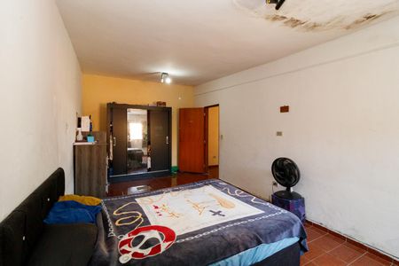 Casa à venda com 460m², 3 quartos e 8 vagasCasa 2