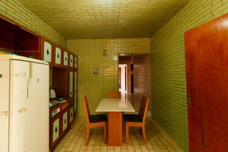 Casa à venda com 460m², 3 quartos e 8 vagasCozinha