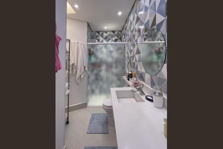 Casa à venda com 380m², 3 quartos e 6 vagasBanheiro - Suíte