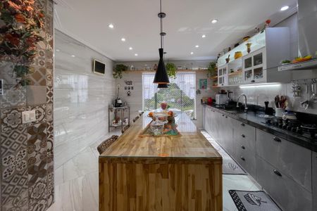 Casa à venda com 380m², 3 quartos e 6 vagasCozinha