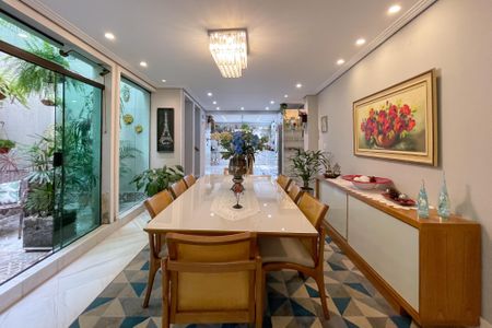 Casa à venda com 380m², 3 quartos e 6 vagasSala de Jantar