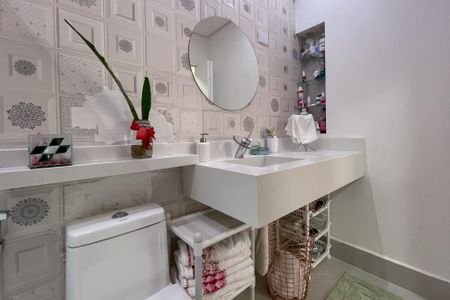 Casa à venda com 380m², 3 quartos e 6 vagasBanheiro - Suíte