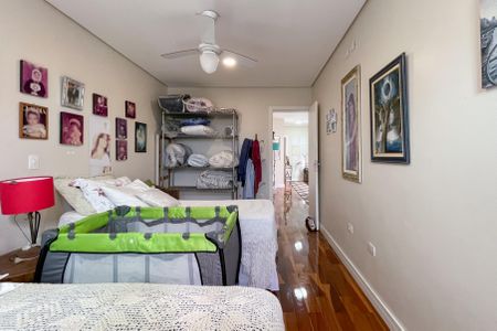 Casa à venda com 380m², 3 quartos e 6 vagasQuarto 2